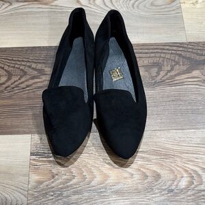 BRAND NEW Elegant Black Women's Loafers